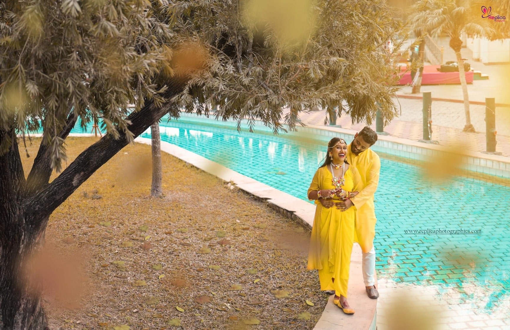 Couple photoshoot by Replica Photographics