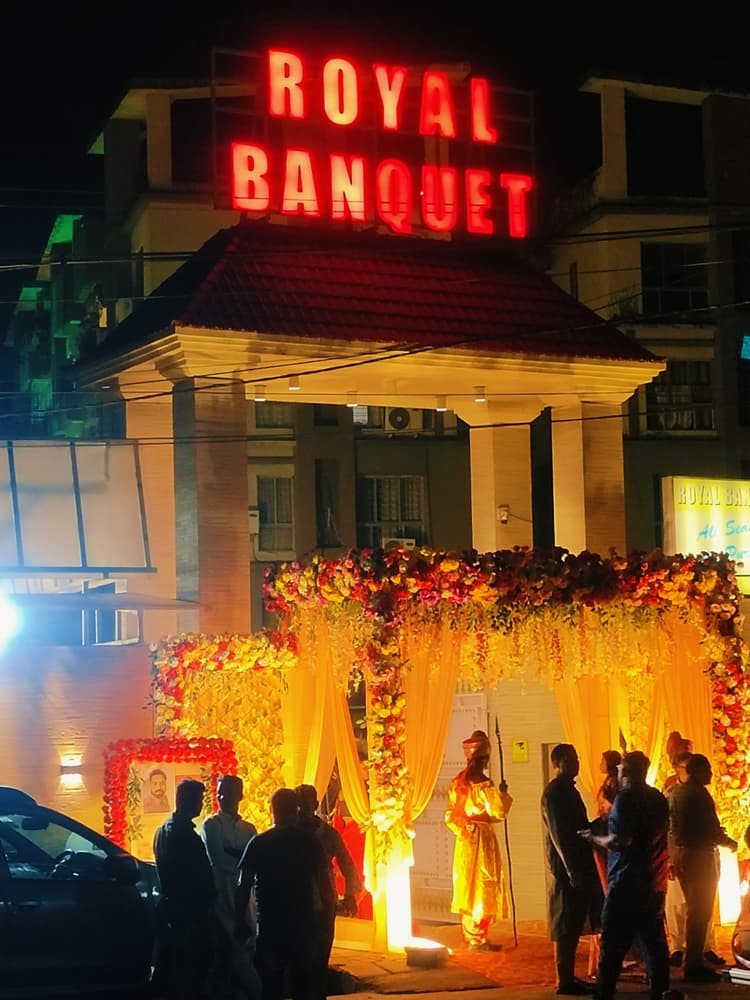 Royal Banquet image 12