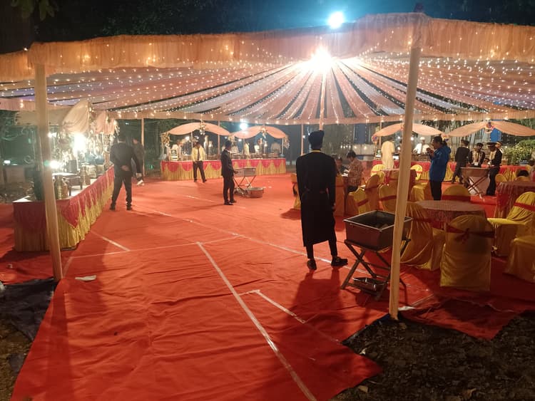 Royal Caterers image 10