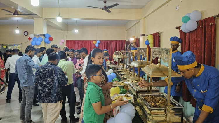 Royal Caterers image 8