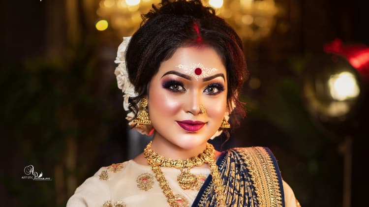 Rup's Makeover By Rupaka Banerjee | Best Makeup Artist | Makeup learning Academy image 11