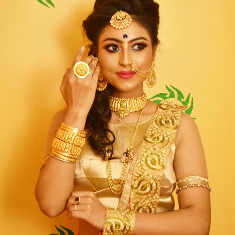 Rup's Makeover By Rupaka Banerjee | Best Makeup Artist | Makeup learning Academy image 13