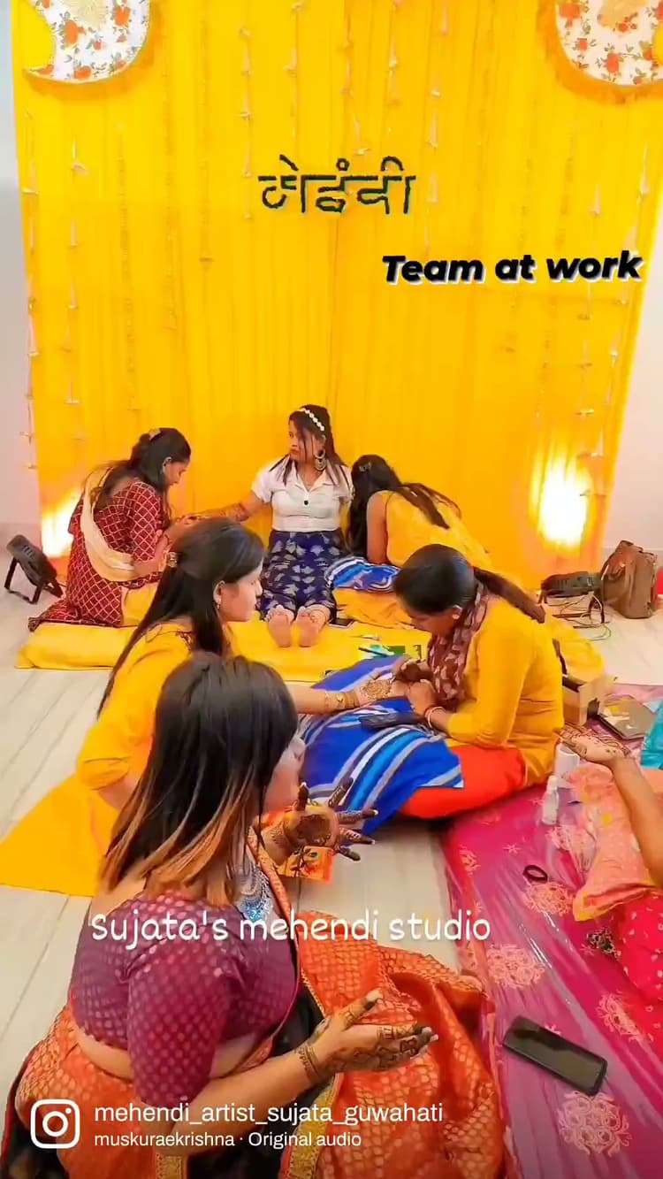 SUJATA'S MEHENDI STUDIO AND TRAINING image 13