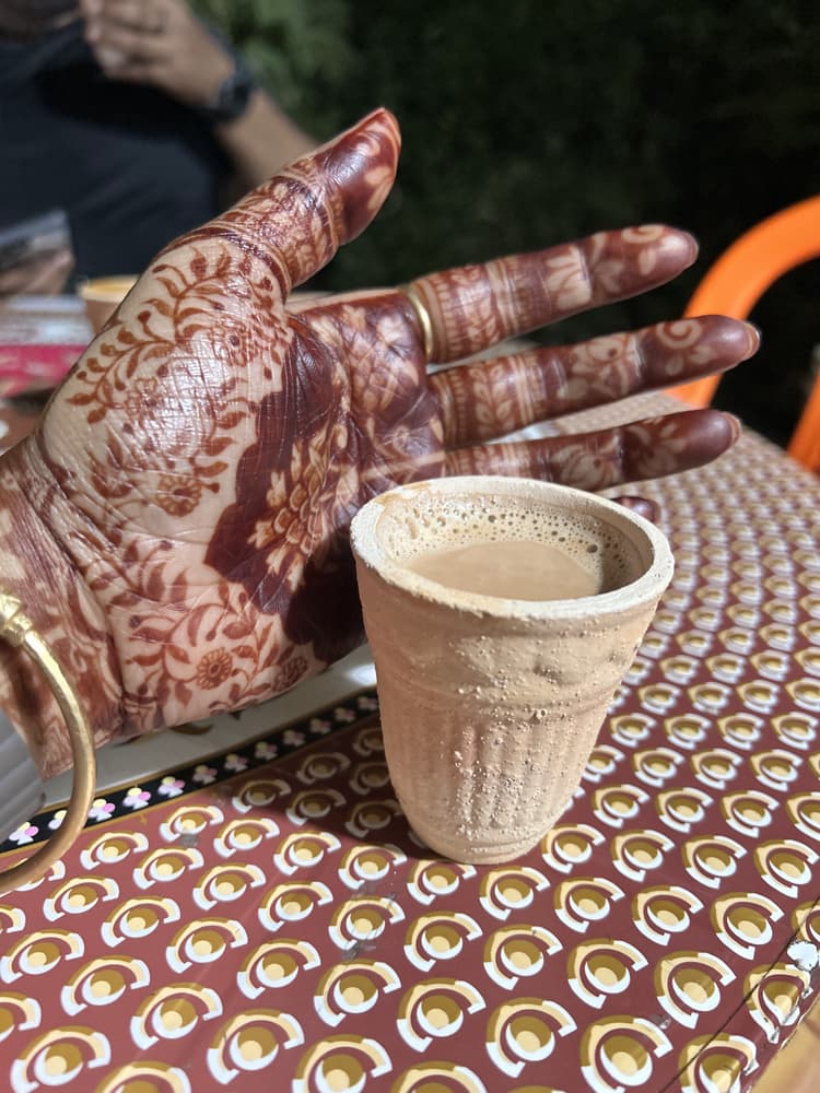 SUJATA'S MEHENDI STUDIO AND TRAINING image 16