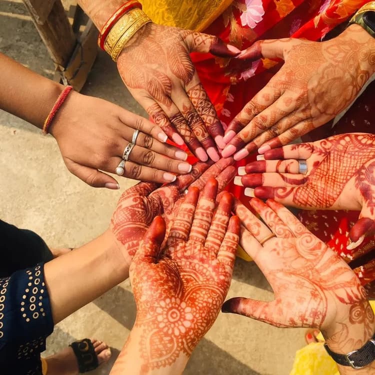 SUJATA'S MEHENDI STUDIO AND TRAINING image 58