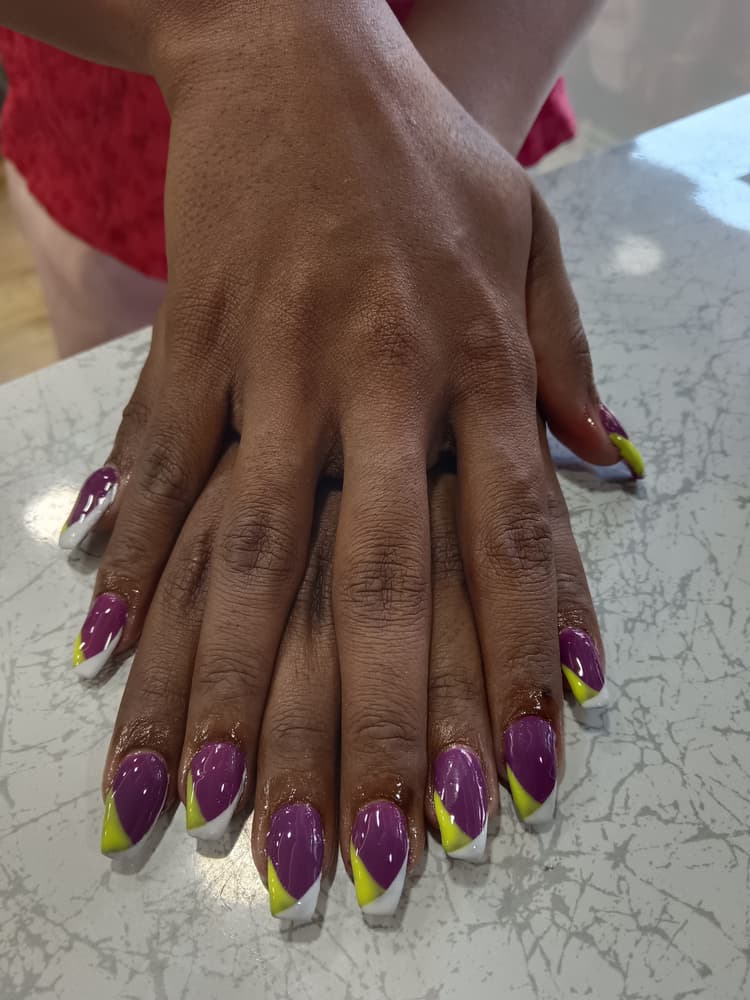 Sampurna Beauty Salon and Makeup image 9