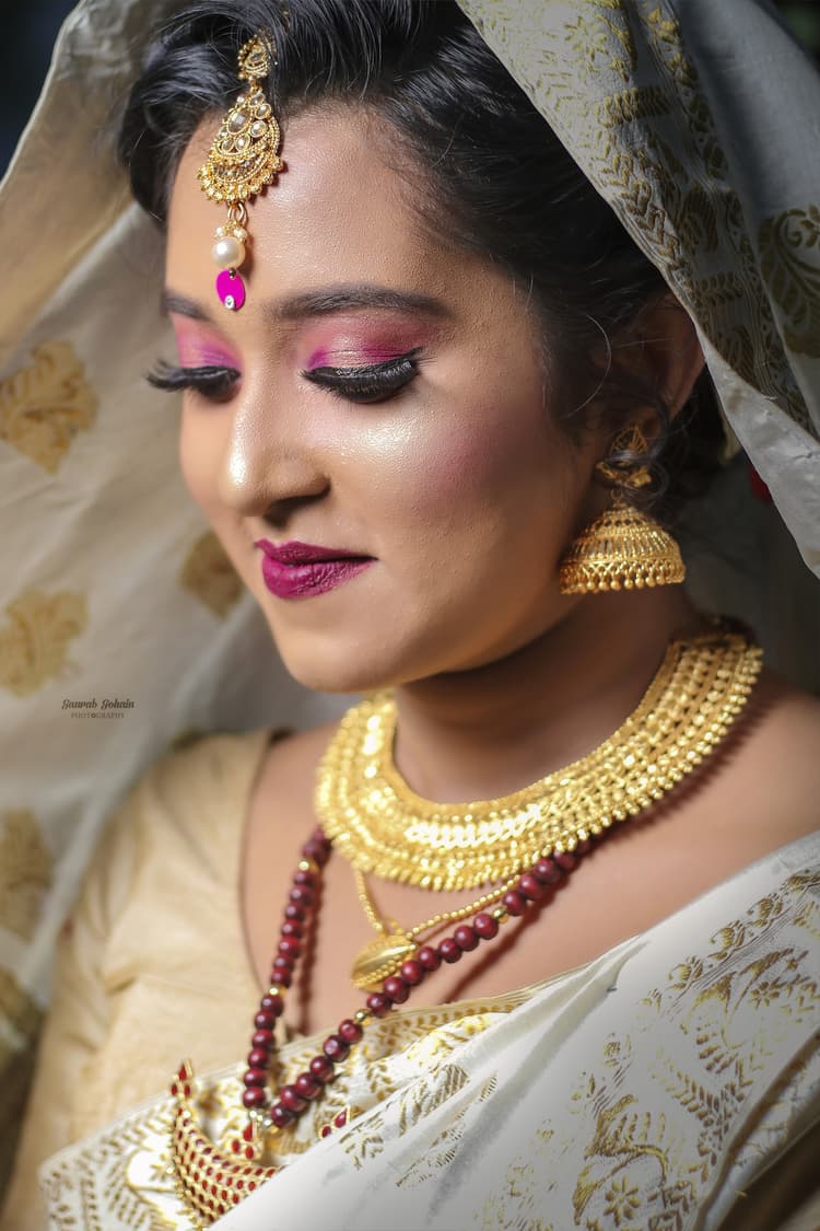 Sangiii's Bridal Makeup and Mehndi image 28