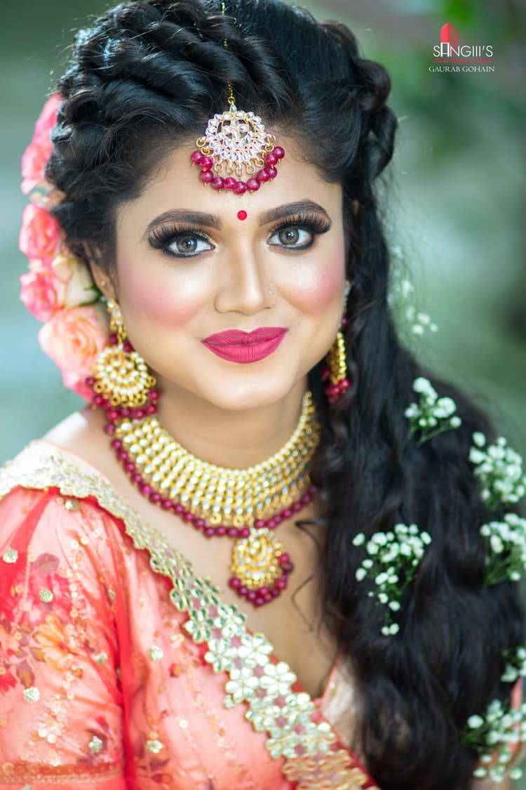 Sangiii's Bridal Makeup and Mehndi image 79