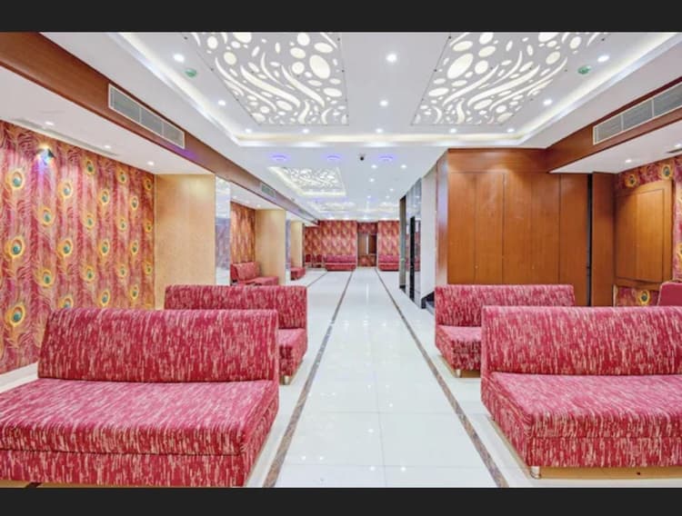 Sangini Banquet & Guest House image 5