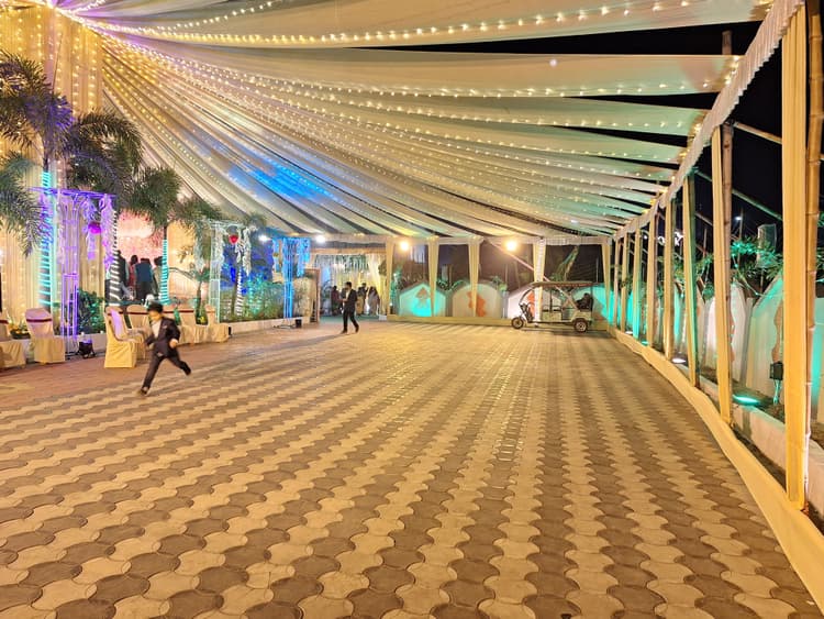Sarathi Banquets image 11