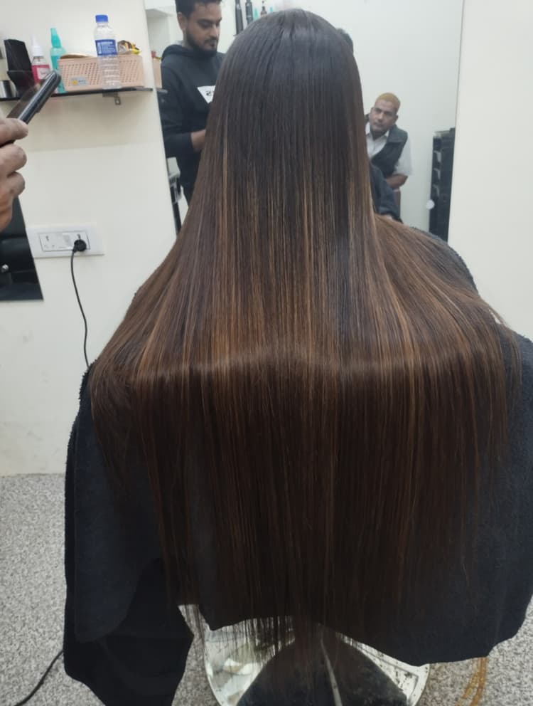 Shagun Makeup & Hair Studio image 12