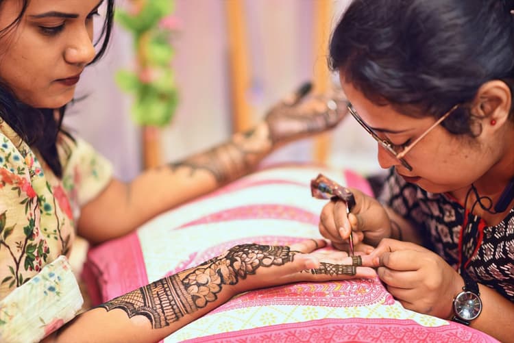 Shahin Mehndi Artist kolkata image 12
