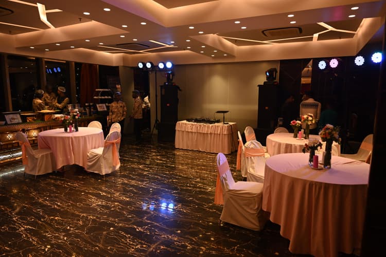 Shivana Banquets image 2