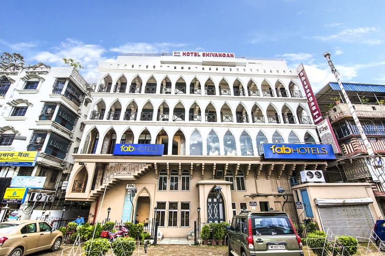 Shivangan Hotel image 1