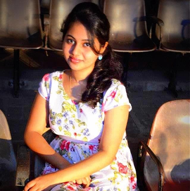 Sneha Bhowmick - Makeup Artist (Makeup Studio & Academy) image 9