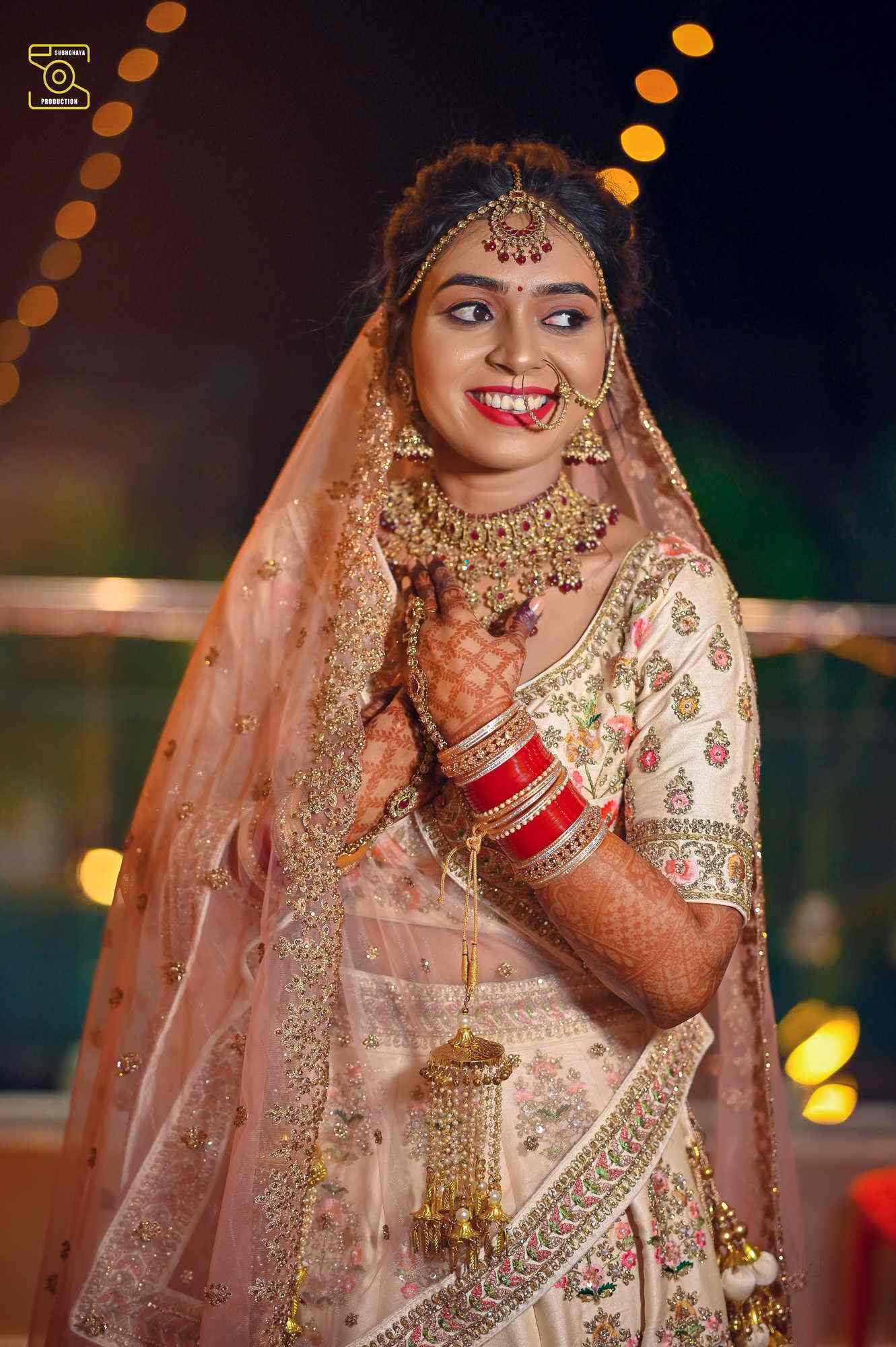 Pre wedding shoot by Subhchaya Wedding Photographer in Kolkata