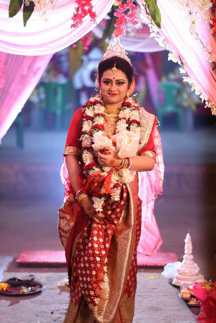 Suman makeover(makeup studio) image 2