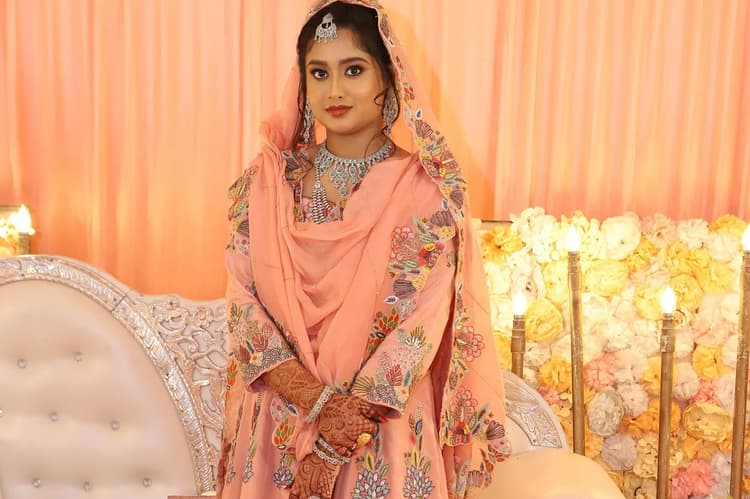 Sweety'z Radiant Makeup & Academy image 3