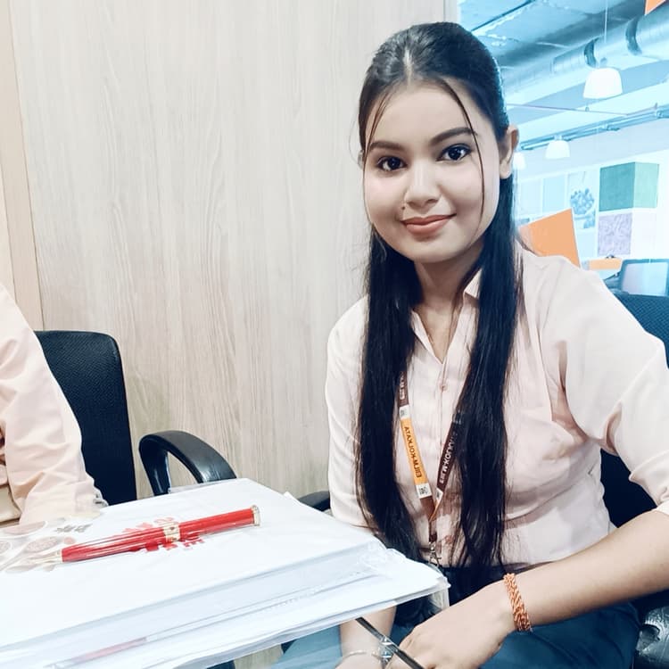 TRIPTI BEAUTY WORLD & TRAINING CENTER image 4