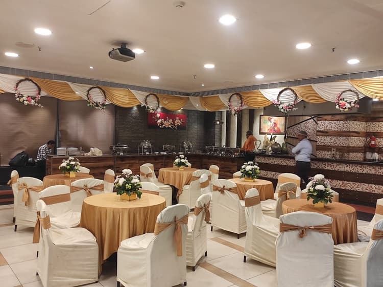 Tangerine Royale Banquets image 11