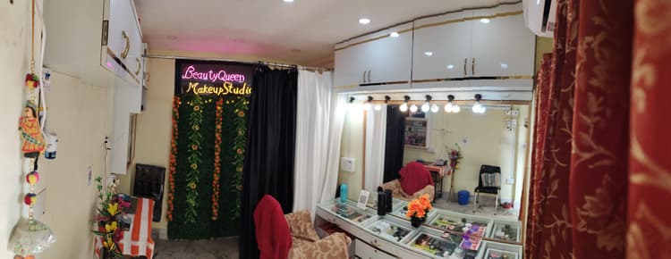Tannu'z Makeup Studio & Academy image 7