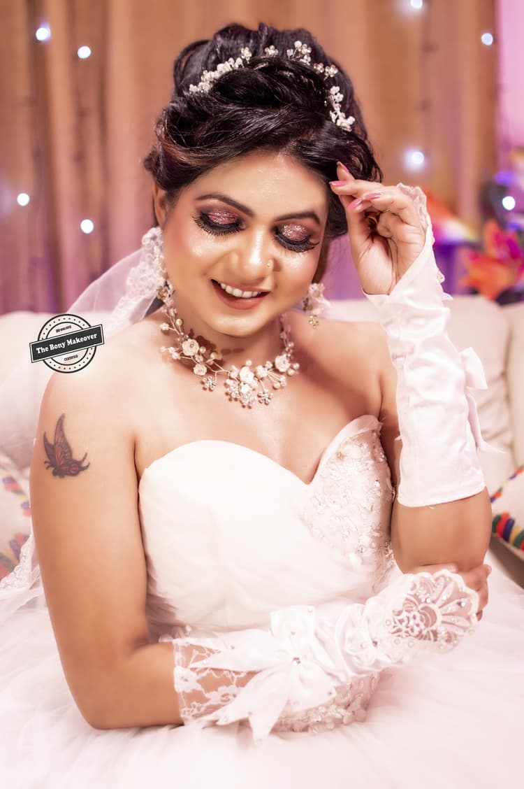 The Bony Makeover - Tibetan ayurvedic Facial & Hair Spa only for female image 2
