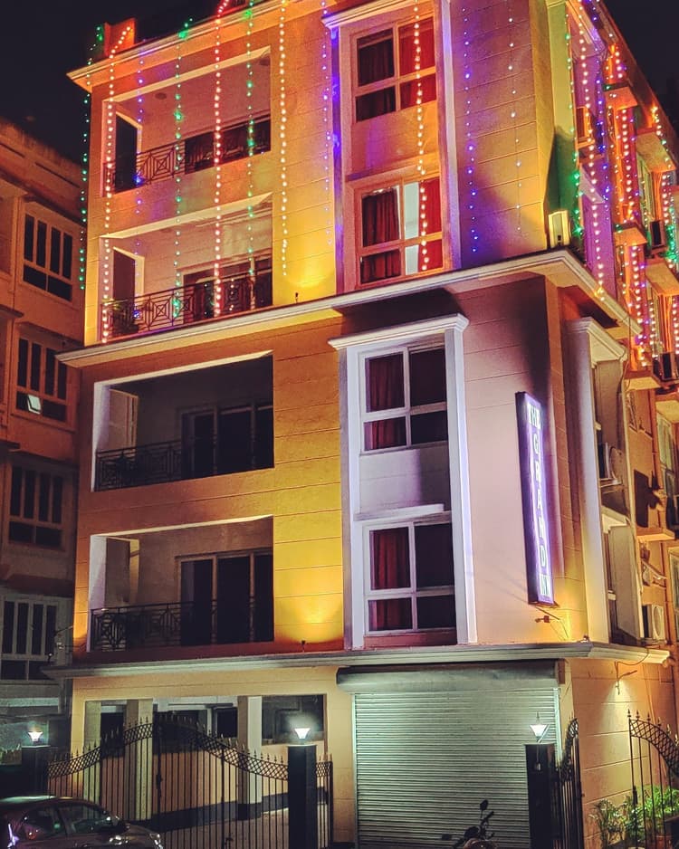 The Grand Inn image 1