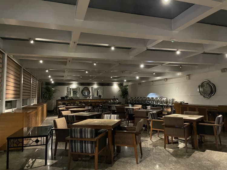 The LaLiT Great Eastern Kolkata image 11
