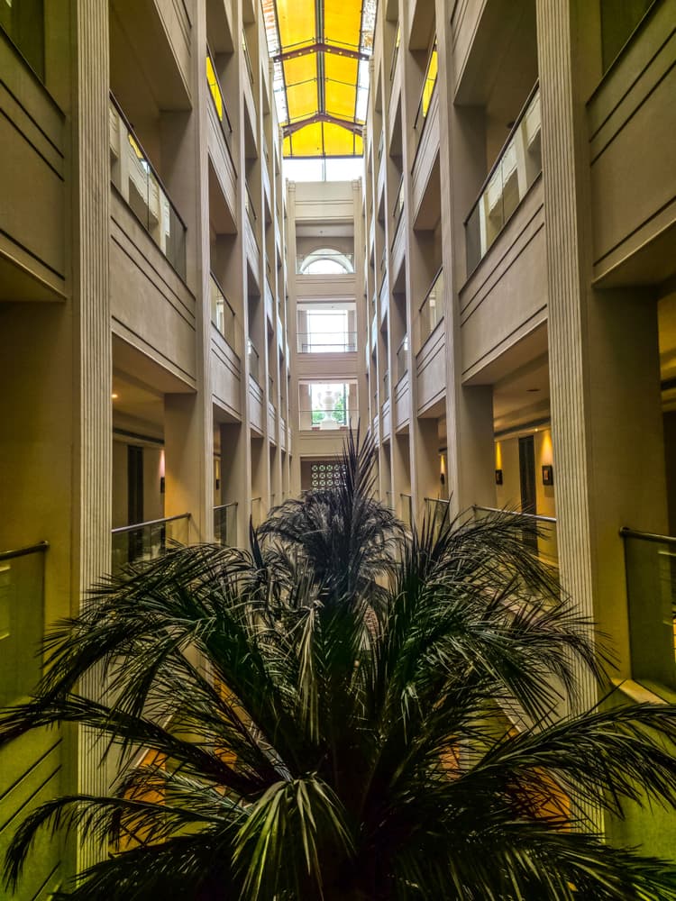 The LaLiT Great Eastern Kolkata image 12