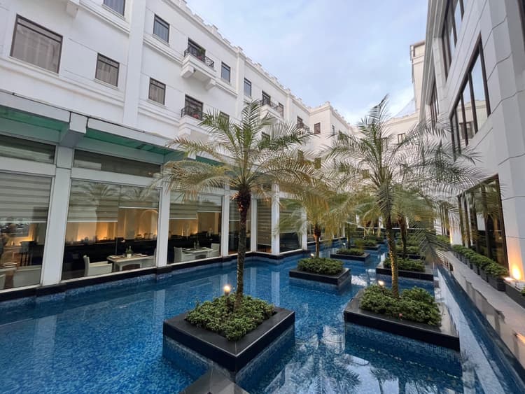 The LaLiT Great Eastern Kolkata image 8
