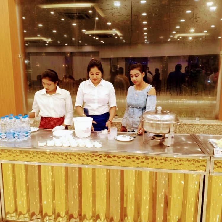 The Royal Caterer image 9