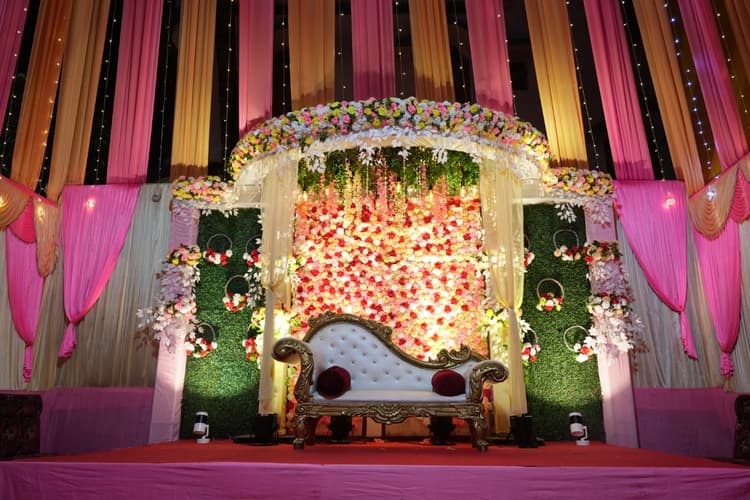 The Wedding Cafe image 7