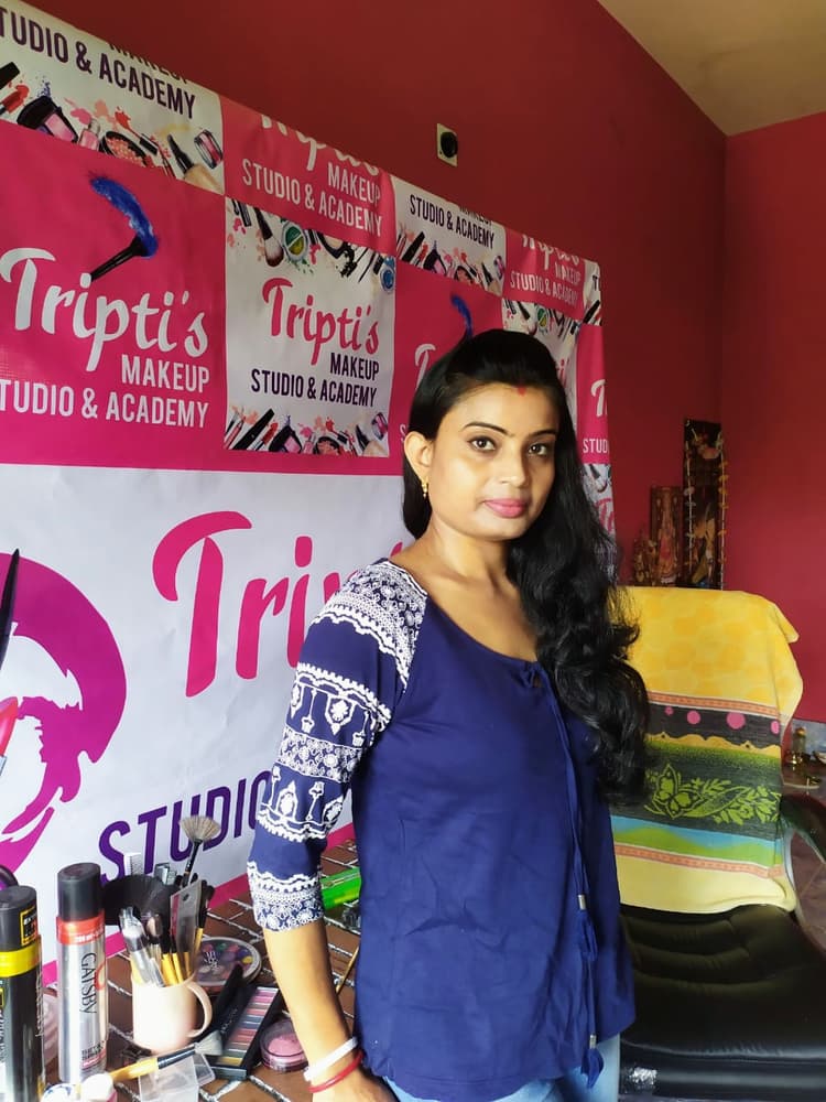 Tripti's Makeup Studio & Academy image 7