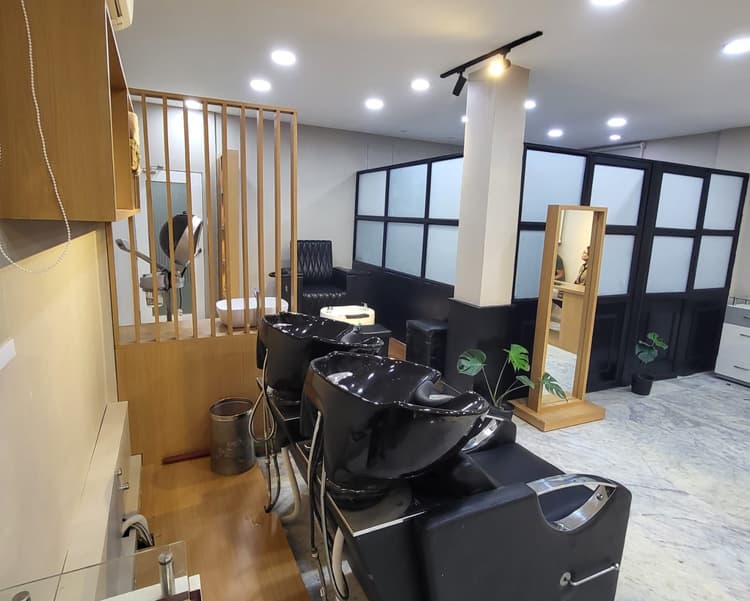 Zaara Professional Salon & Academy (Ladies Only) image 8